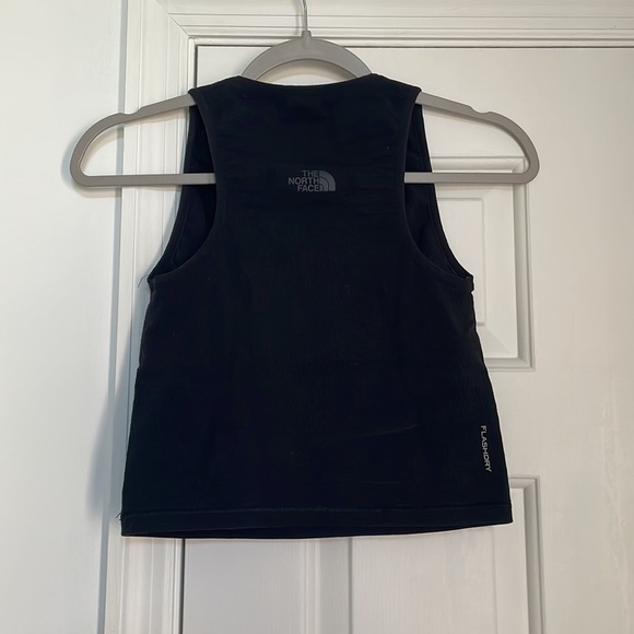 NorthFace Cropped Tank with built in sports bra - Picture 3 of 3